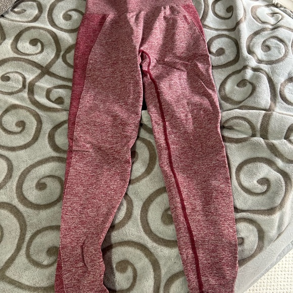 Gymshark leggings - Picture 2 of 3